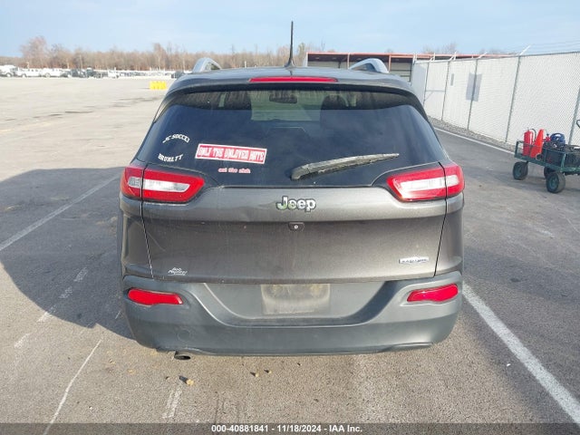 1C4PJLCB7EW319278 Jeep Cherokee Latitude