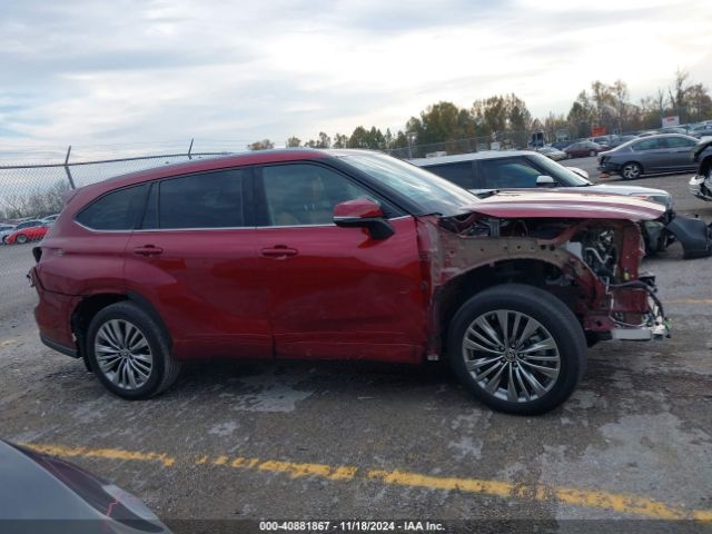 5TDFZRBH1MS093332 Toyota Highlander Platinum
