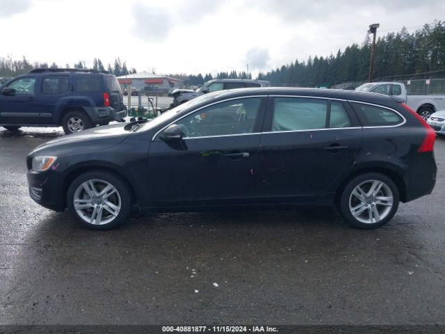 YV1612SK7F1241584 Volvo V60 T5 Premier