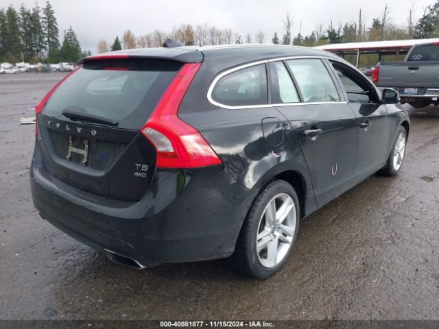 YV1612SK7F1241584 Volvo V60 T5 Premier