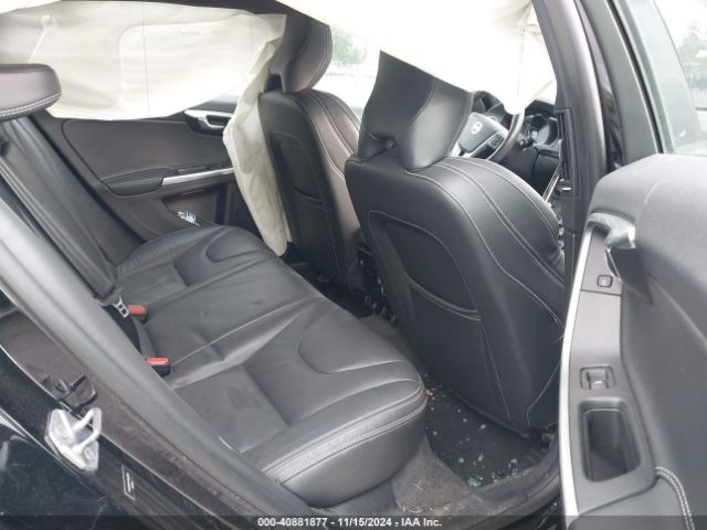 YV1612SK7F1241584 Volvo V60 T5 Premier