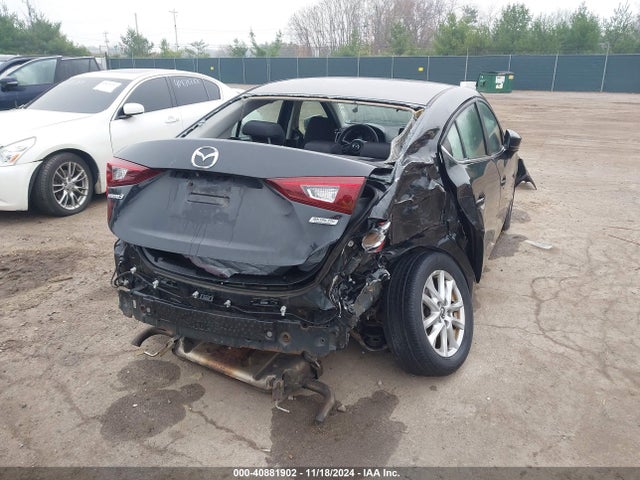3MZBN1U78JM183425 Mazda Mazda3 Sport