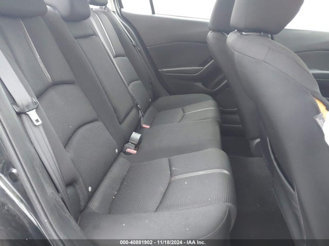 3MZBN1U78JM183425 Mazda Mazda3 Sport