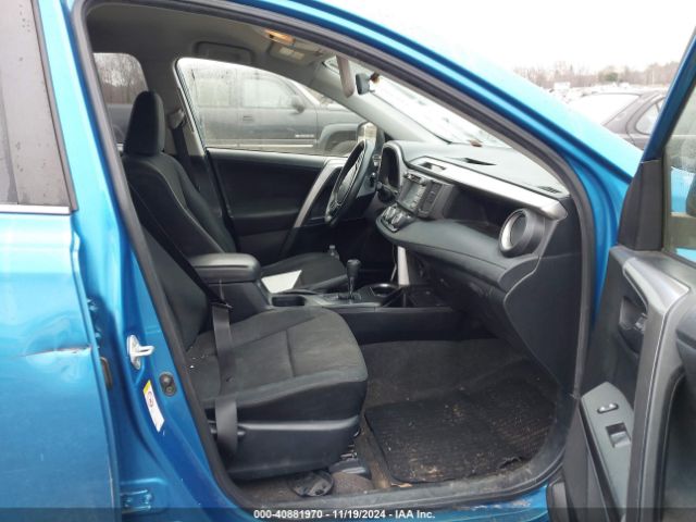 JTMBFREV5GJ057444 Toyota RAV4 LE