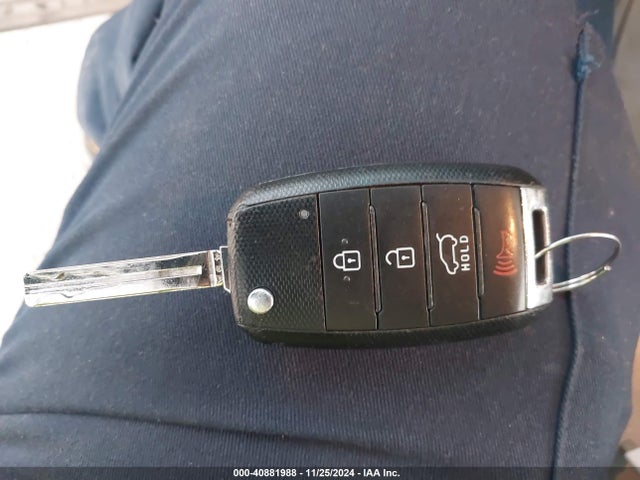 KIA SOUL + 2014 KNDJP3A5XE7008181 Image 11