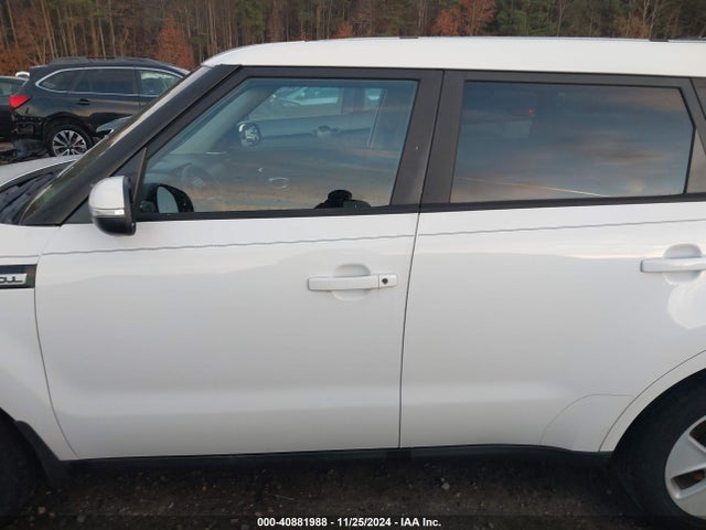 KIA SOUL + 2014 KNDJP3A5XE7008181 Image 14