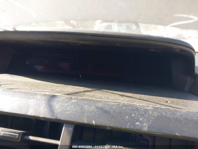 Toyota Prius V Two 2016 JTDZN3EU2GJ044964 Image 14