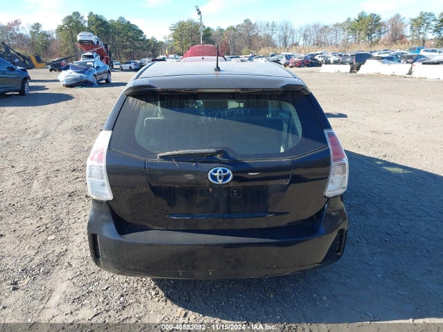 Toyota Prius V Two 2016 JTDZN3EU2GJ044964 Image 15