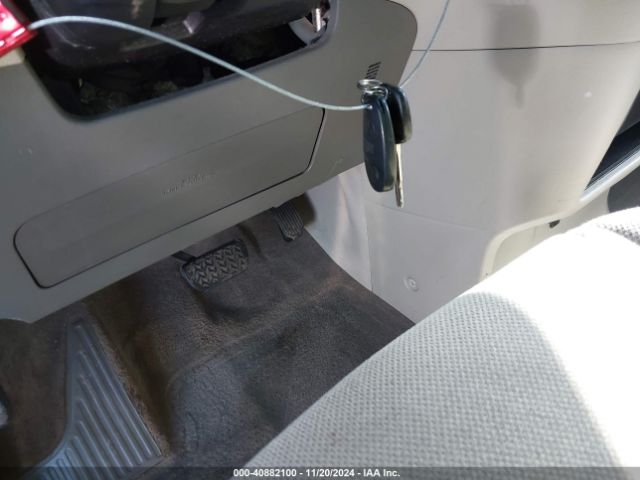 5TDZK3DC5FS613017 Toyota Sienna L 7 Passenger