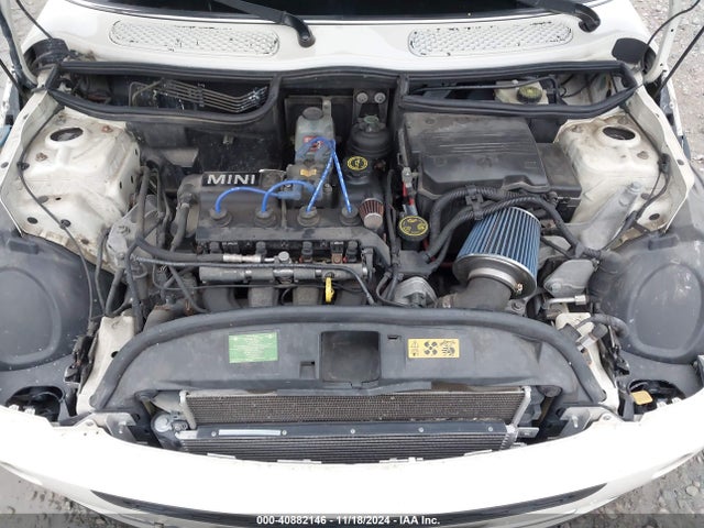 2006 MINI COOPER WMWRC33516TK66705 Photo 9