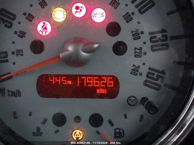 2006 MINI COOPER WMWRC33516TK66705 Photo 6