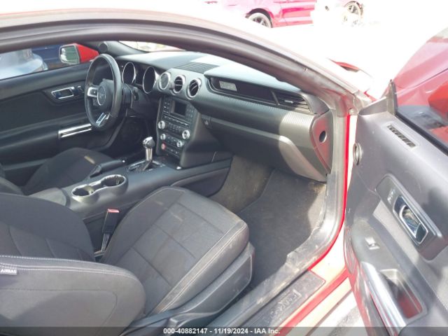 1FA6P8AM6H5249512 Ford Mustang V6