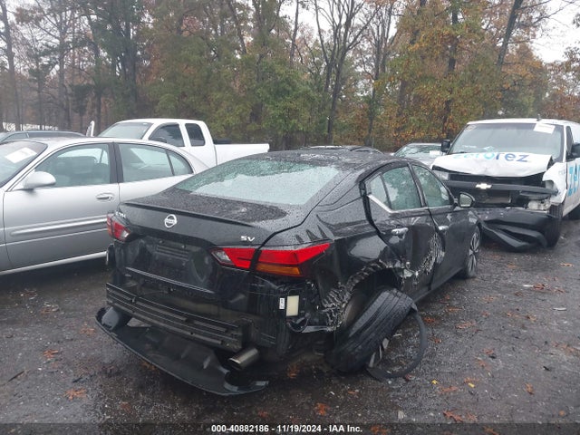 1N4BL4DV3KC143660 Nissan Altima 2.5 Sv