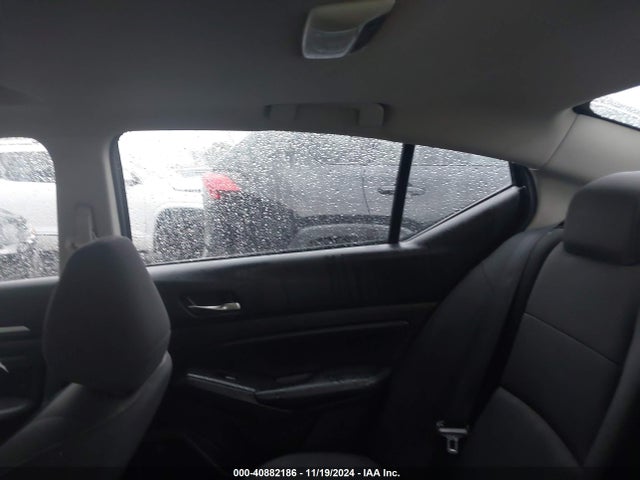 1N4BL4DV3KC143660 Nissan Altima 2.5 Sv