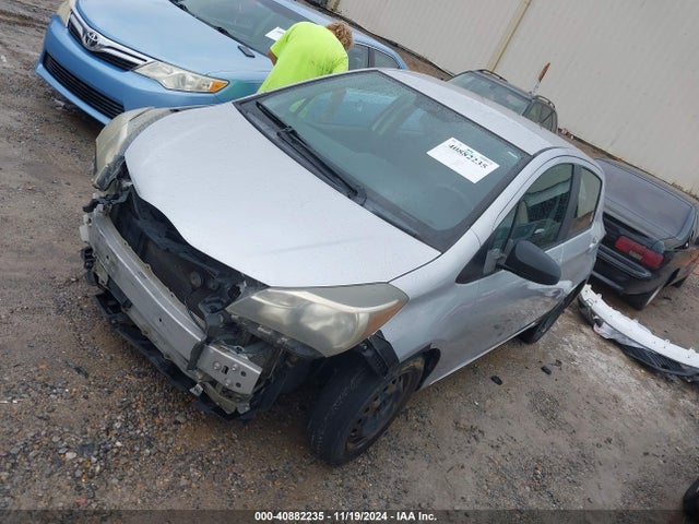 VNKKTUD35FA027779 Toyota YARIS L