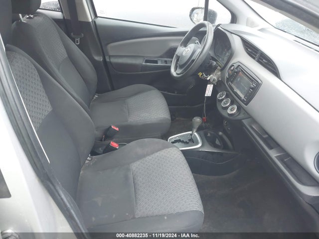 VNKKTUD35FA027779 Toyota YARIS L