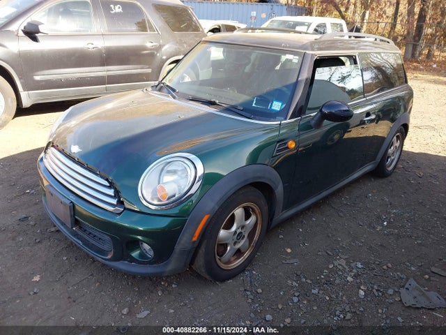 2011 MINI COOPER CLUBMAN WMWZF3C58BTY00512 Photo 1