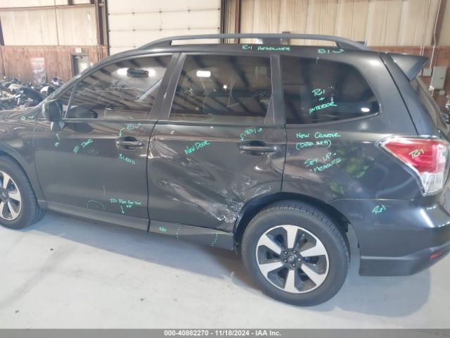 JF2SJAECXHH405831 Subaru Forester 2.5i Premium