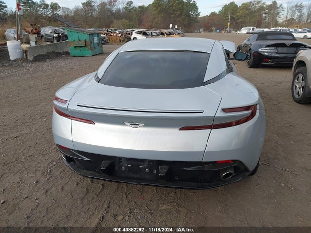 Aston Martin Db11 Launch Edition 2017 SCFRMFAV5HGL00212 Image 16