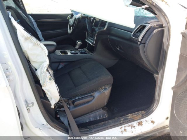 1C4RJEAG0MC681889 Jeep Grand Cherokee Laredo E 4x2