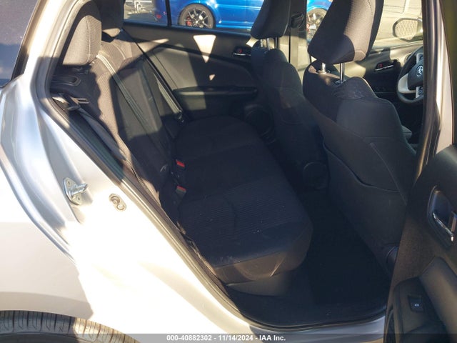 Toyota Prius Two 2018 JTDKBRFU7J3067177 Image 8