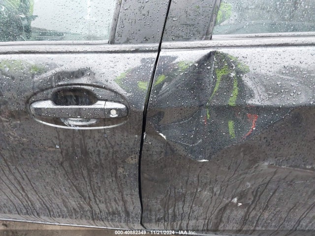 VNKKTUD31HA076352 Toyota YARIS L