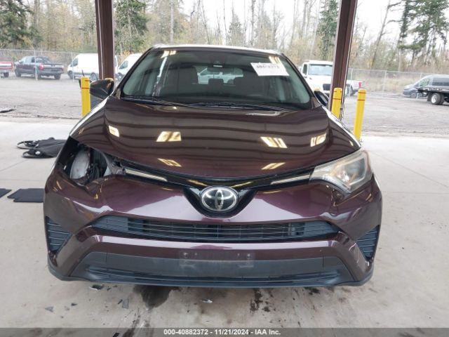 2T3ZFREV1JW471750 Toyota RAV4 LE