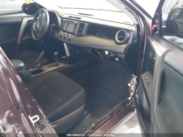2T3ZFREV1JW471750 Toyota RAV4 LE
