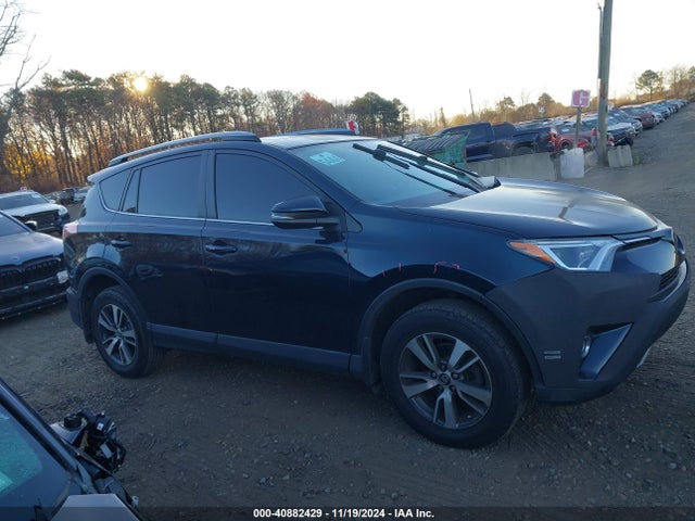 Toyota Rav4 Xle 2017 JTMRFREV3HD199547 Image 13