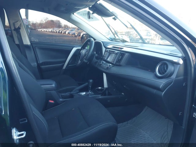 Toyota Rav4 Xle 2017 JTMRFREV3HD199547 Image 5