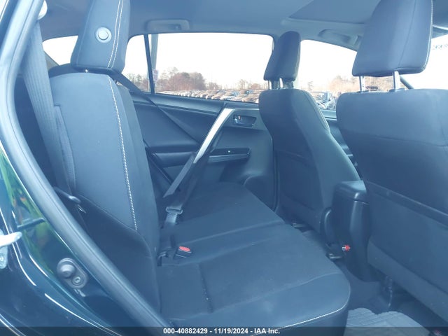 Toyota Rav4 Xle 2017 JTMRFREV3HD199547 Image 8