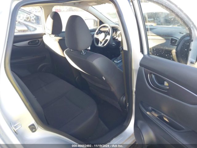 JN1BJ1CPXKW215148 Nissan Rogue Sport S