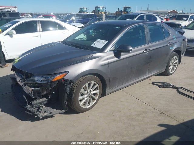 Toyota CAMRY LE 2024 4T1R11AK8RU855685 Image 2