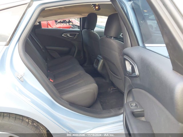Chrysler 200 Limited 2015 1C3CCCAB7FN659067 Image 8