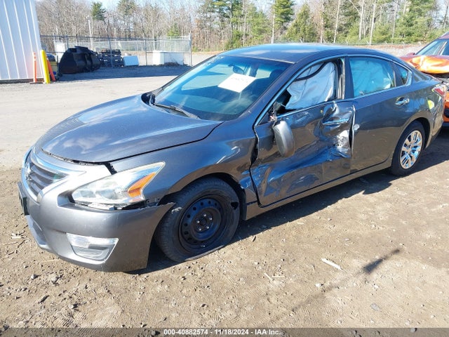 Nissan Altima 2.5 S 2014 1N4AL3AP8EN362473 Image 2
