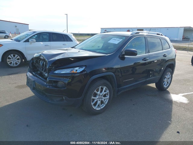 Jeep Cherokee Latitude 2014 1C4PJMCS0EW147262 Image 2