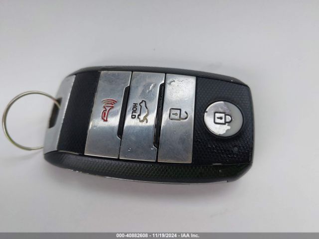 5XXGR4A71FG379394 KIA OPTIMA SX