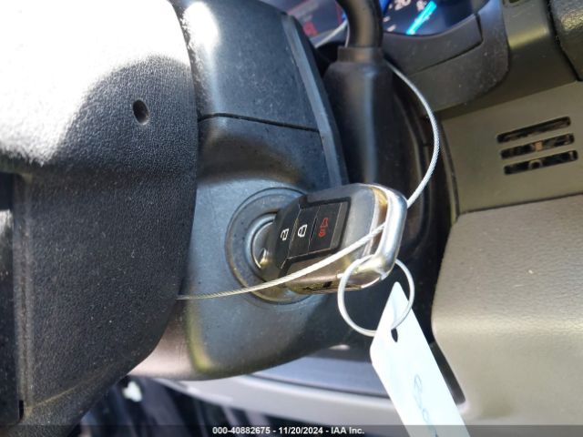 1FTEW1CP5FKE28811 Ford F-150 Xl