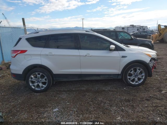 1FMCU9J96EUE27889 Ford Escape Titanium