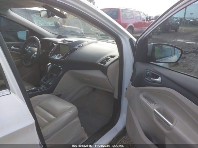 1FMCU9J96EUE27889 Ford Escape Titanium