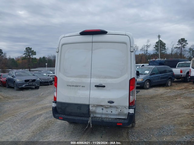 Ford Transit-150 Cargo Van 2022 1FTYE1C81NKA41356 Image 16
