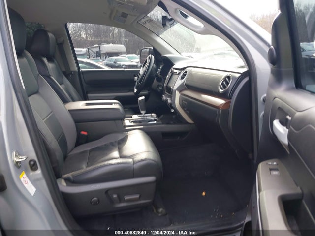 5TFHY5F12KX867094 Toyota Tundra Limited 5.7l V8