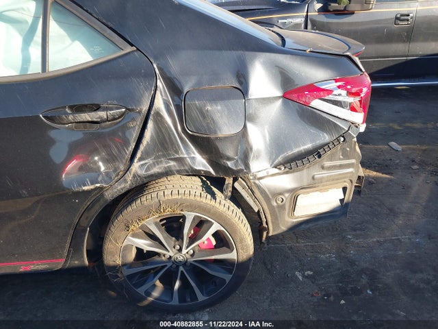 Toyota COROLLA SE 2019 5YFBURHE5KP881840 Image 17