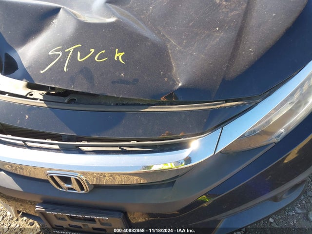 Honda Civic Touring 2017 2HGFC1F97HH657965 Image 20