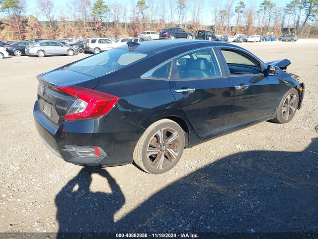 Honda Civic Touring 2017 2HGFC1F97HH657965 Image 4