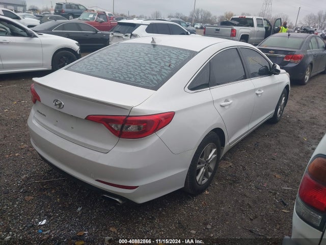 Hyundai SONATA SE 2016 5NPE24AF1GH264061 Image 4