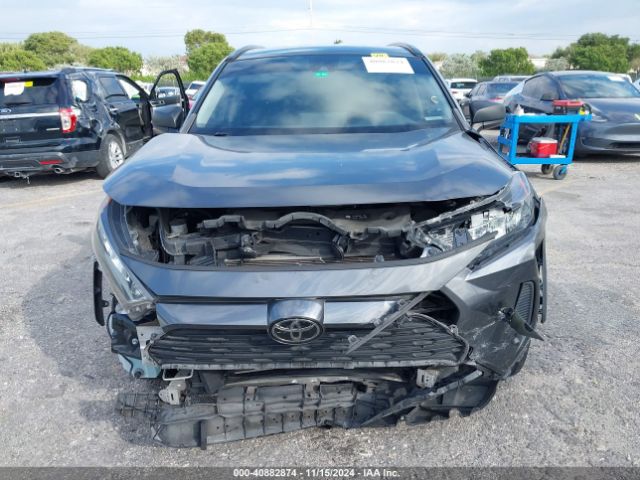 JTMH1RFV8LD047085 Toyota RAV4 LE
