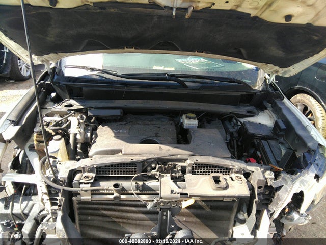 40882893 :رقم المزاد ، 5N1DR2MN8HC674704 vin ، 2017 Nissan Pathfinder Sv مزاد بيع