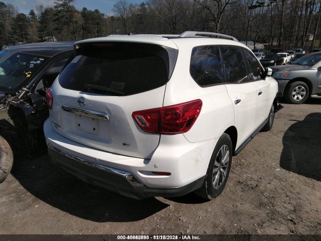 40882893 :رقم المزاد ، 5N1DR2MN8HC674704 vin ، 2017 Nissan Pathfinder Sv مزاد بيع