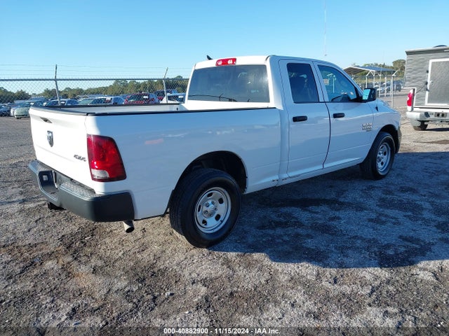 1C6RR7FG5LS158151 RAM 1500 Classic Tradesman  4x4 6'4 Box